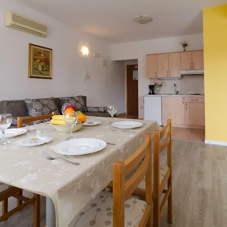 Irena Guest house 3*