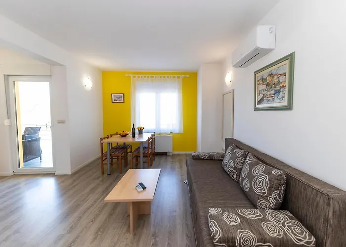 Guest house Irena Zadar