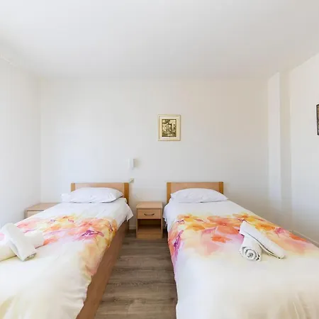 Irena Casa de hóspedes Zadar