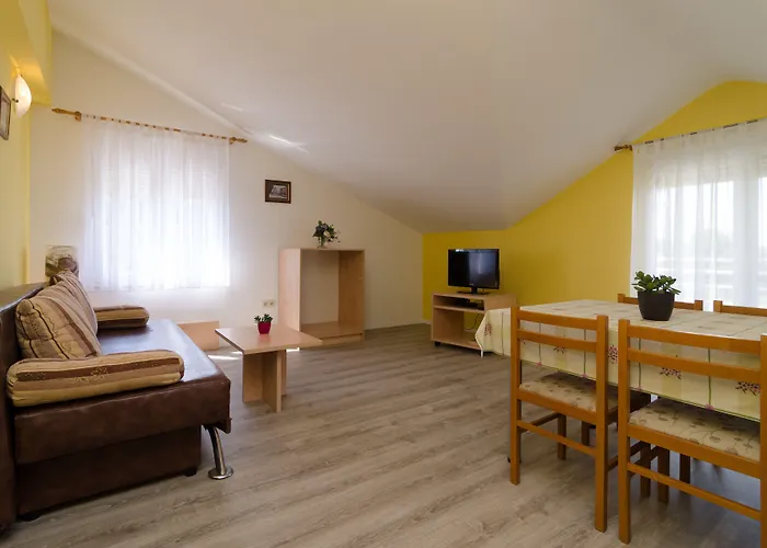 Irena 3* Ζαντάρ